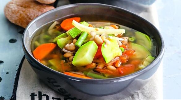 Vegetable soup - the first easy course on the Maggi diet menu